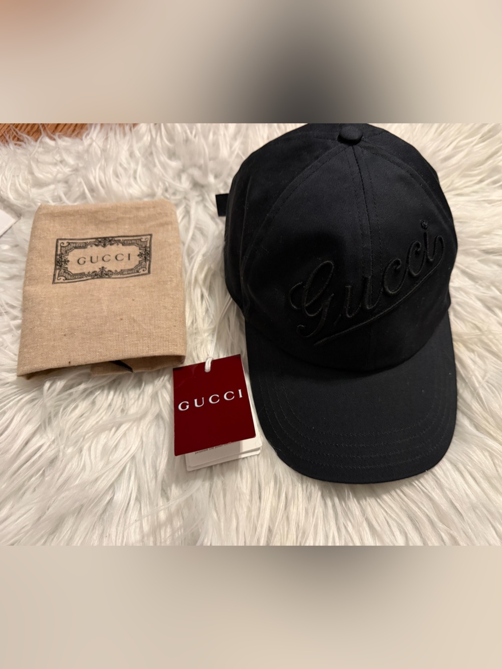 Gucci Unisex Cotton Adjustable Script Logo Black Baseball Cap NWT